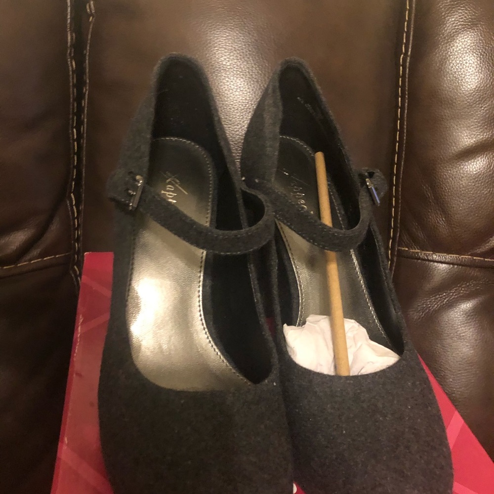 Suede type MARY Jane square heels